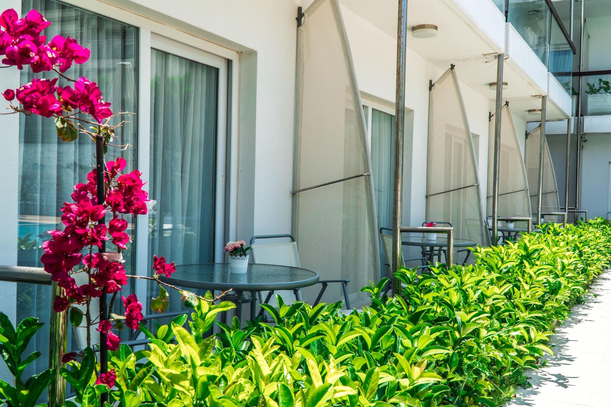 Otel Yeni Çeşme المظهر الخارجي الصورة