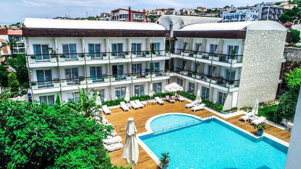 Otel Yeni Çeşme المظهر الخارجي الصورة