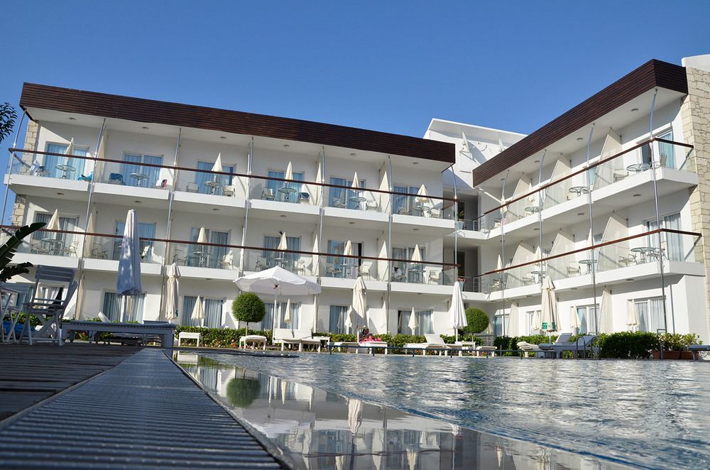 Otel Yeni Çeşme المظهر الخارجي الصورة